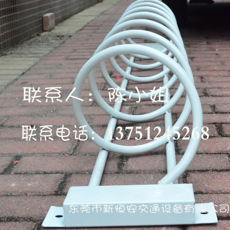 道路停車區(qū)域安裝非機動車停車架、停車方便安裝簡單