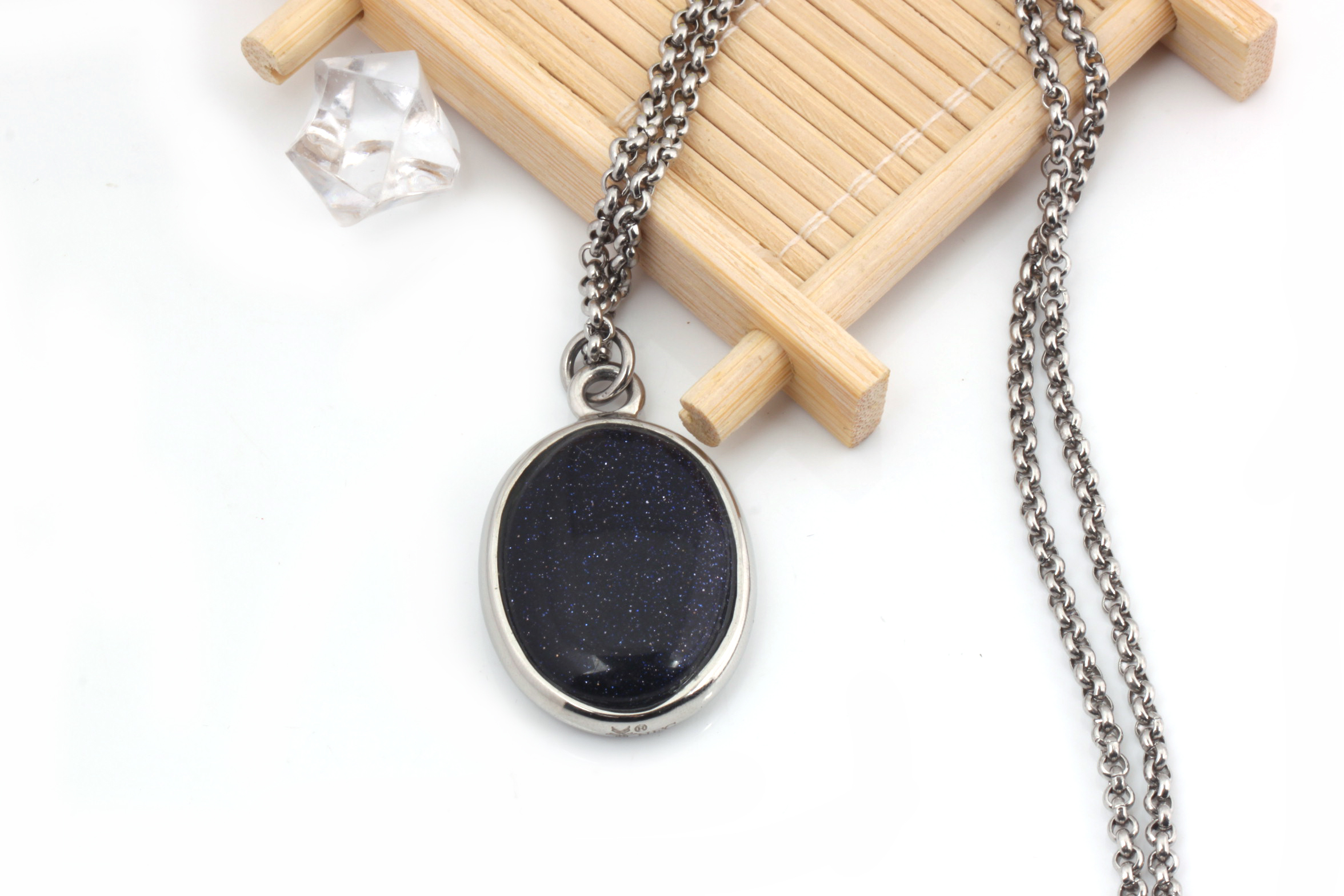 nfc智能項鏈圖片