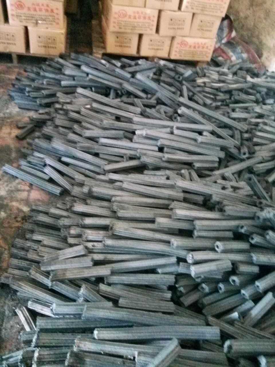 廣東機(jī)制炭  廣東燒烤炭批發(fā)廠家 廣東機(jī)制炭批發(fā)