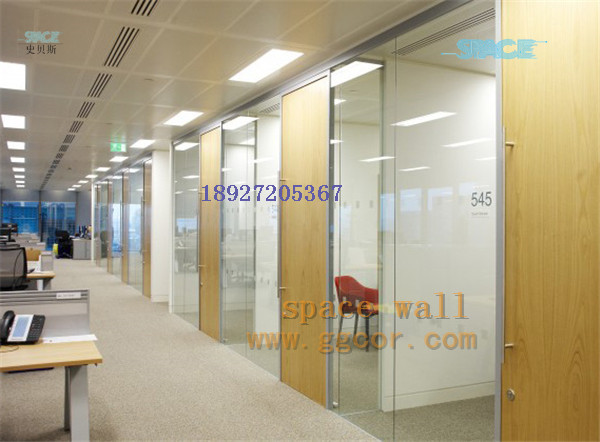 專業(yè)承接辦公玻璃隔斷成品工程