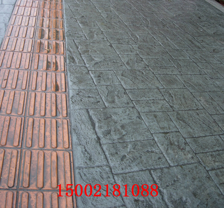 水泥壓膜地面  藝術(shù)壓膜地面廠家直銷