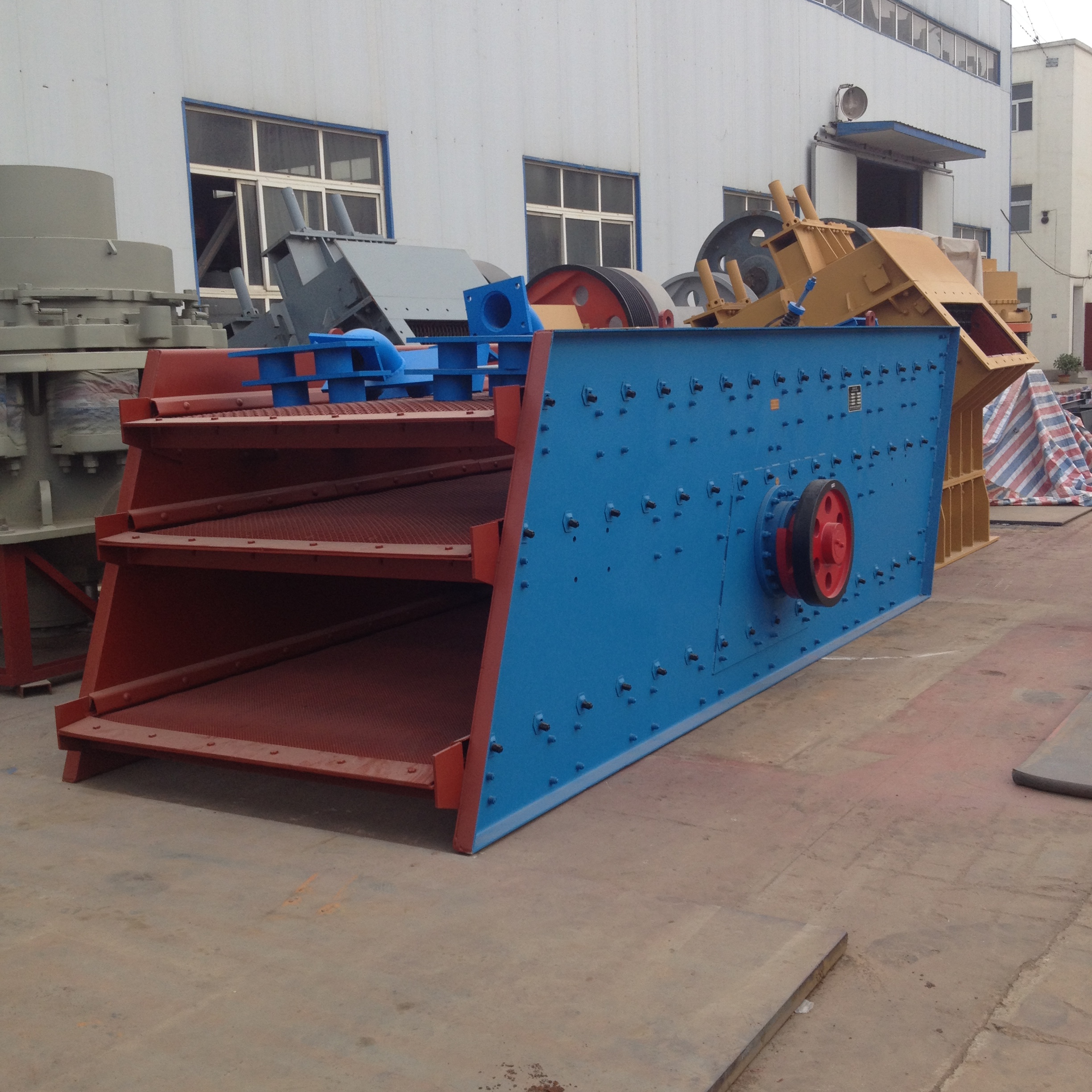 礦用振動篩價格圖片