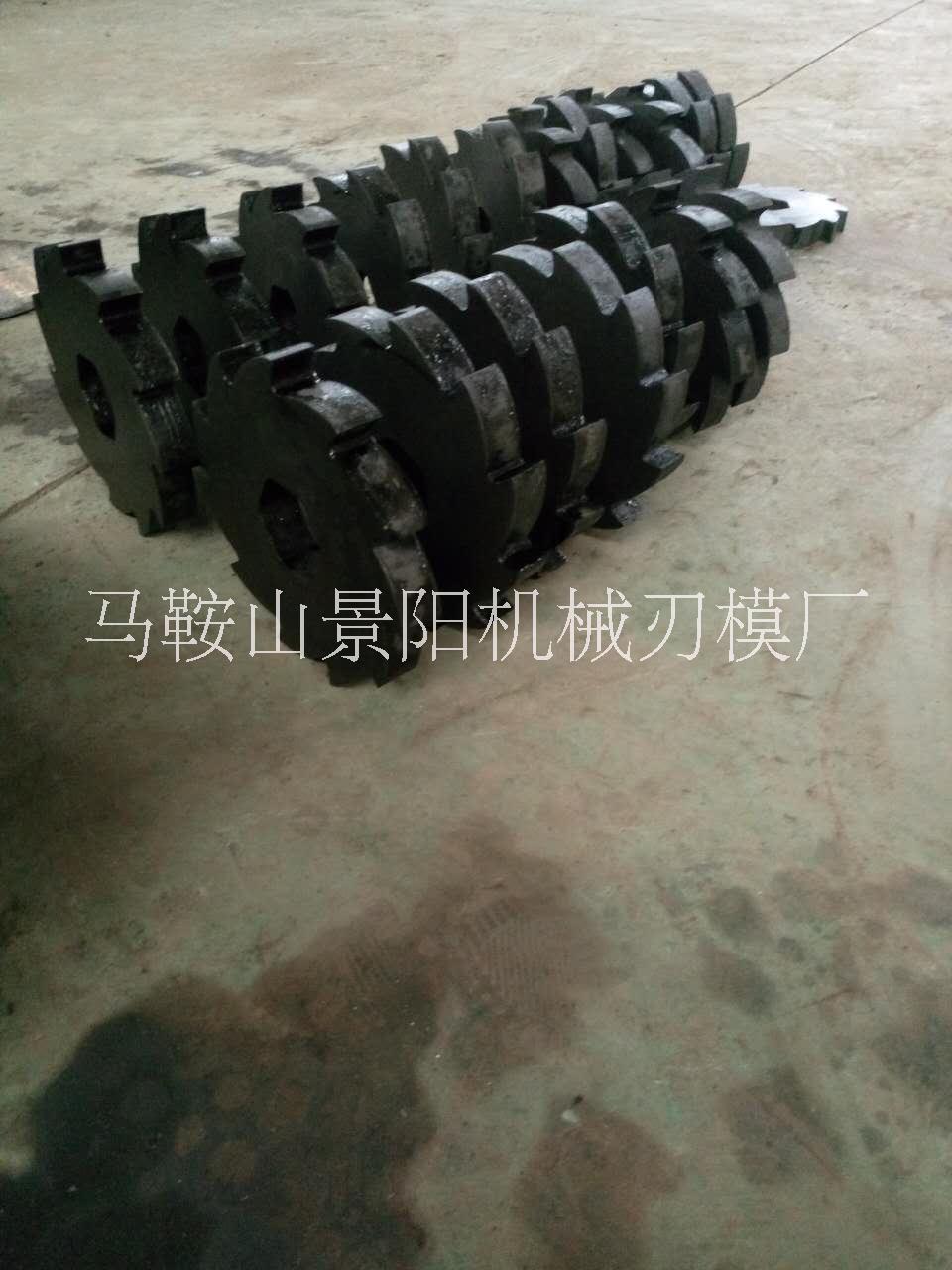 單軸撕碎機(jī)圖片/單軸撕碎機(jī)樣板圖 (4)