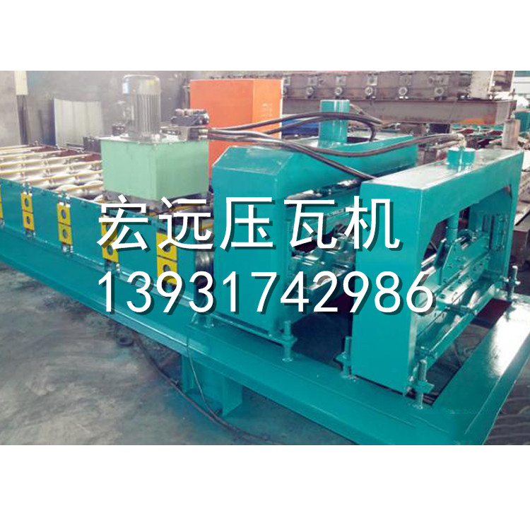 828琉璃瓦機(jī)圖片