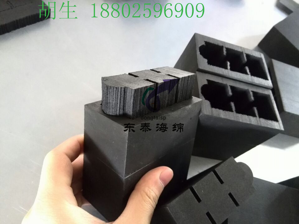 東泰海綿低價(jià)供應(yīng)海綿內(nèi)襯圖片/東泰海綿低價(jià)供應(yīng)海綿內(nèi)襯樣板圖 (1)