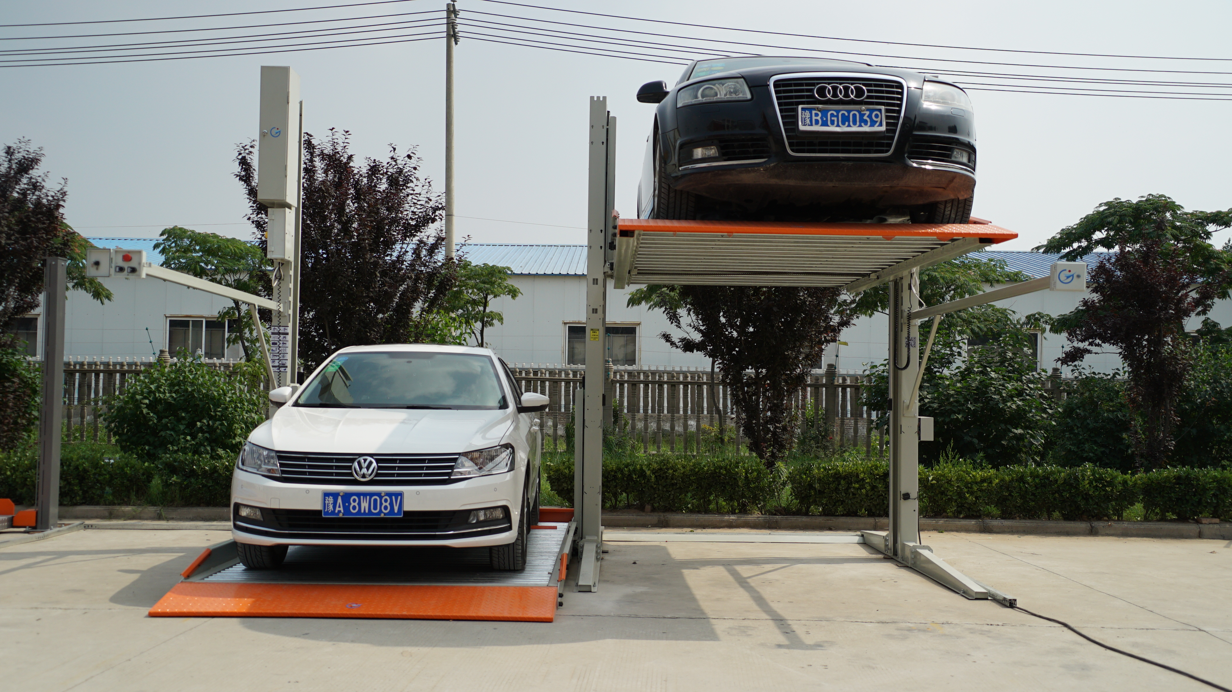 廠家生產雙立柱停車設備圖片