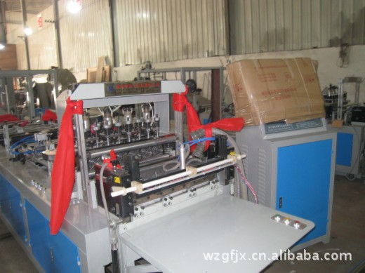 無紡布制袋機(jī)印刷機(jī)2色