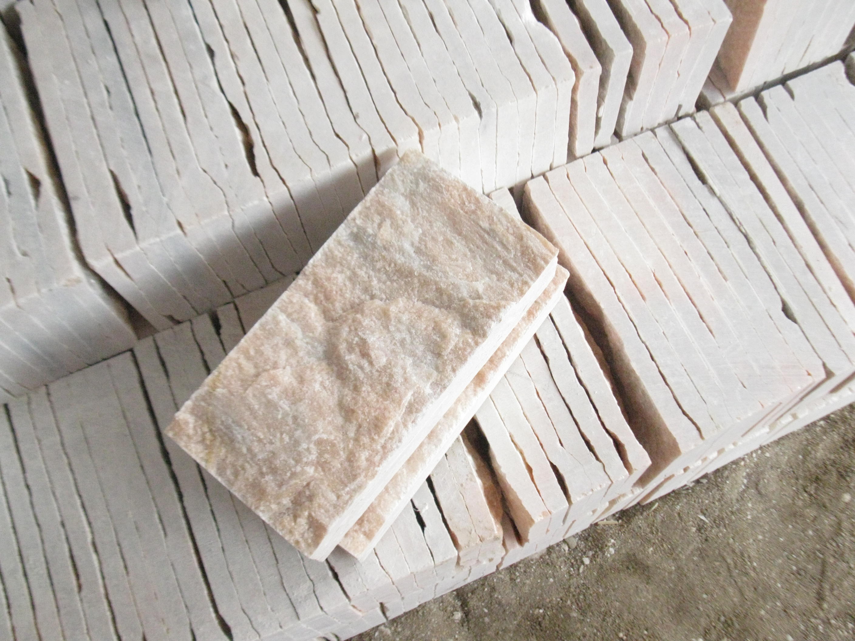 石材 蘑菇石花壇磚供應(yīng)