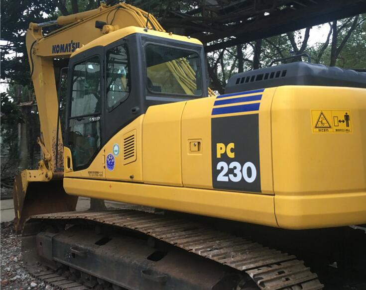 貴州小松230二手挖掘機,*,免費試機