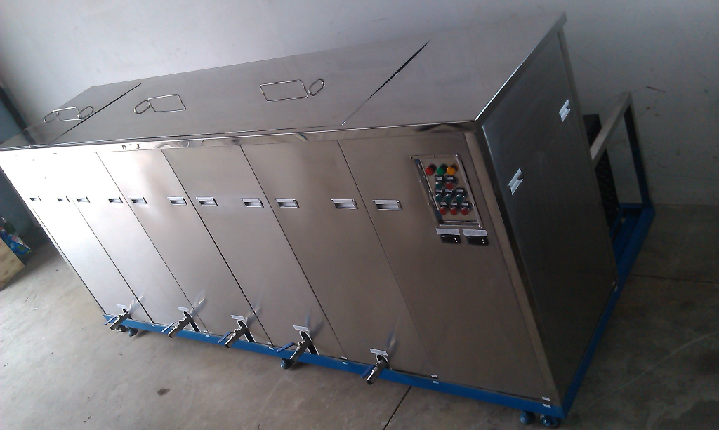 溶劑式超聲波清洗機(jī)廠家圖片/溶劑式超聲波清洗機(jī)廠家樣板圖 (2)