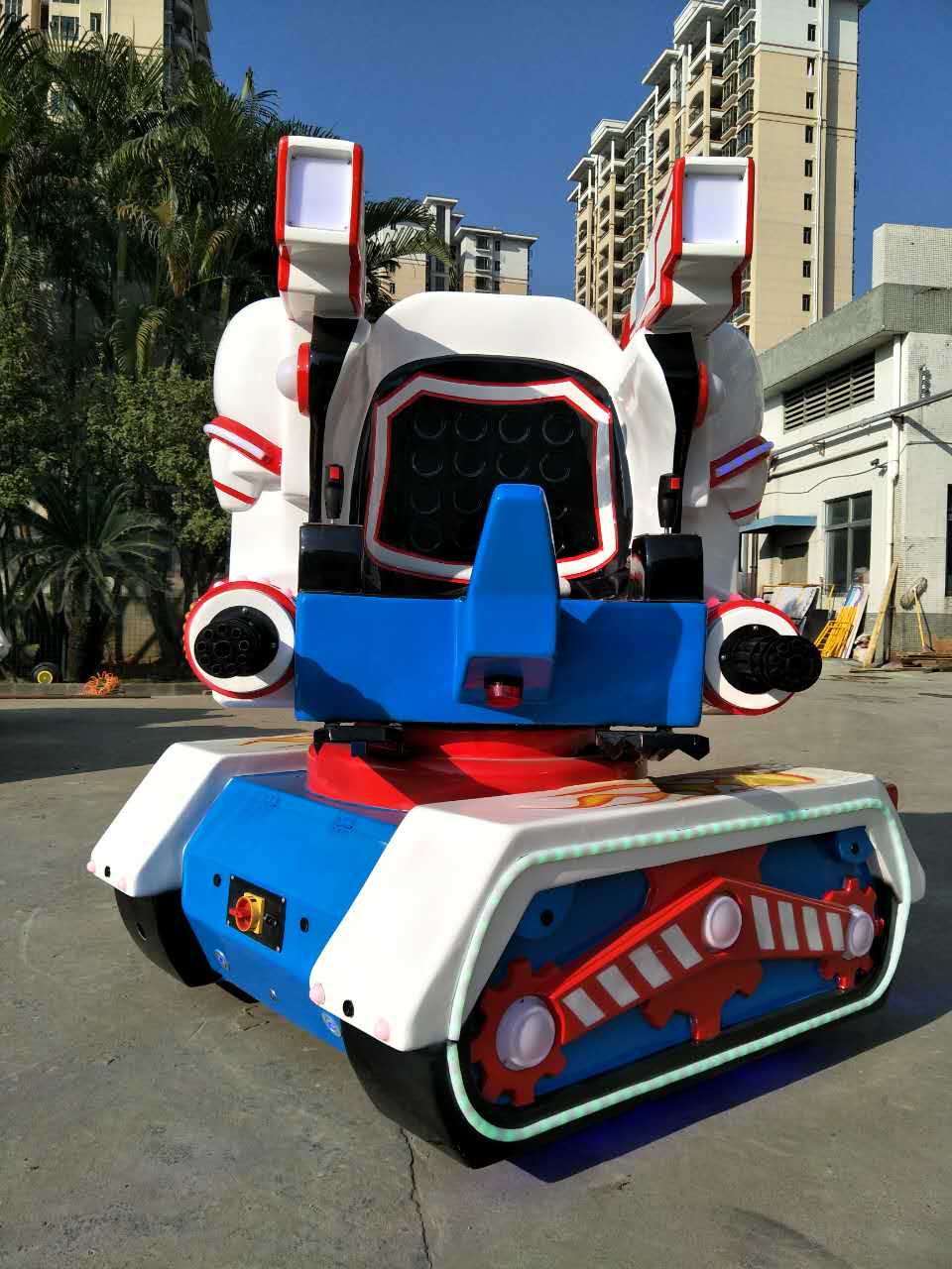 鑫弘游藝   機甲戰(zhàn)車二代