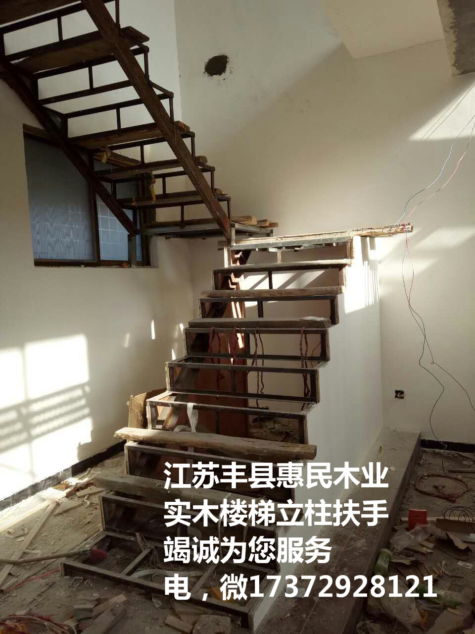 豐縣樓梯立柱批，實木樓梯立柱價格圖片