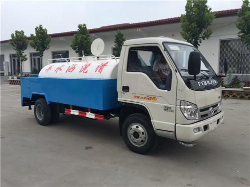 灑水車優(yōu)質(zhì)*出售 2017灑水車優(yōu)質(zhì)*出售 2017灑水車優(yōu)質(zhì)*出售大小型