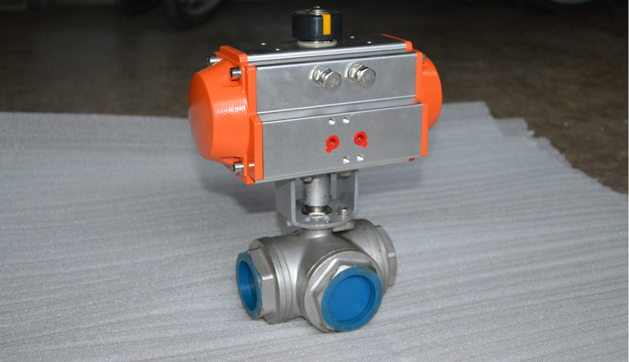 Q614F氣動內(nèi)螺紋三通球閥圖片