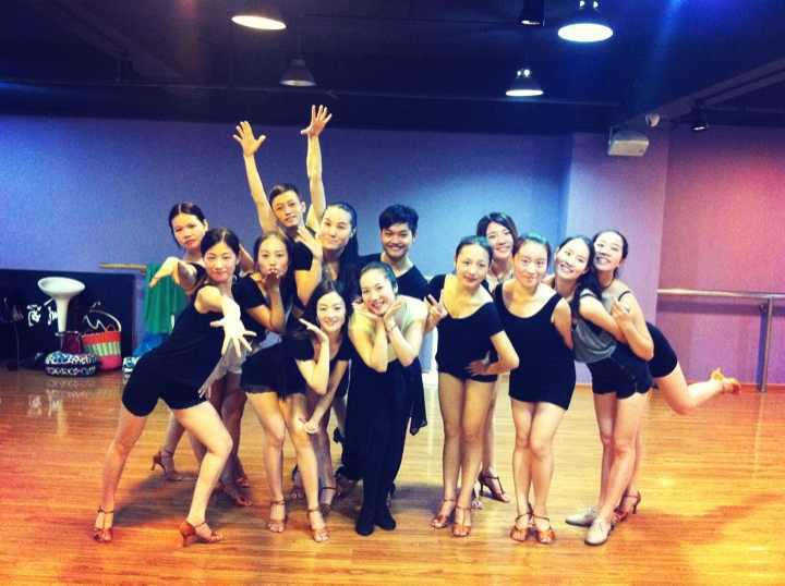 江夏紙坊舞蹈培訓機構(gòu)圖片/江夏紙坊舞蹈培訓機構(gòu)樣板圖 (2)