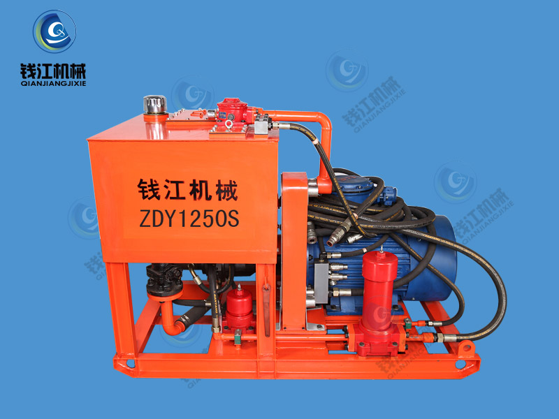 全液壓鉆機(jī)圖片/全液壓鉆機(jī)樣板圖 (2)