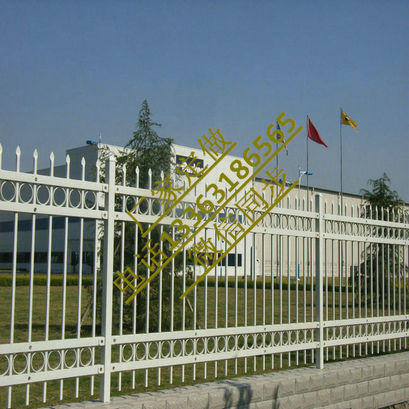 渭南護(hù)欄網(wǎng),浸塑鐵絲網(wǎng),鐵絲網(wǎng)圍欄,鋼絲網(wǎng)圍欄
