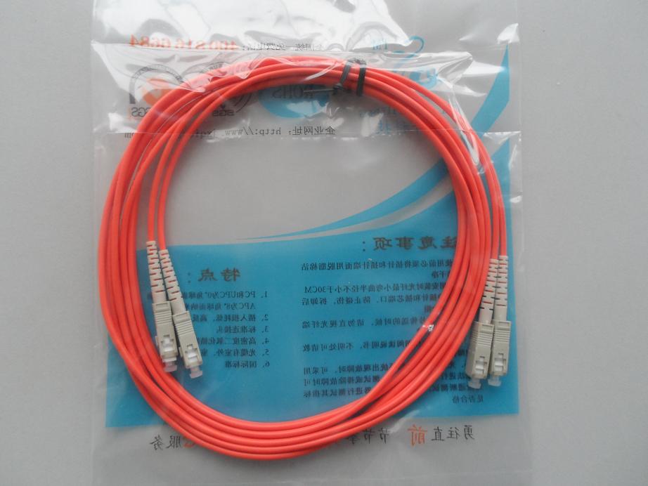 單模和多模光纖跳線圖片