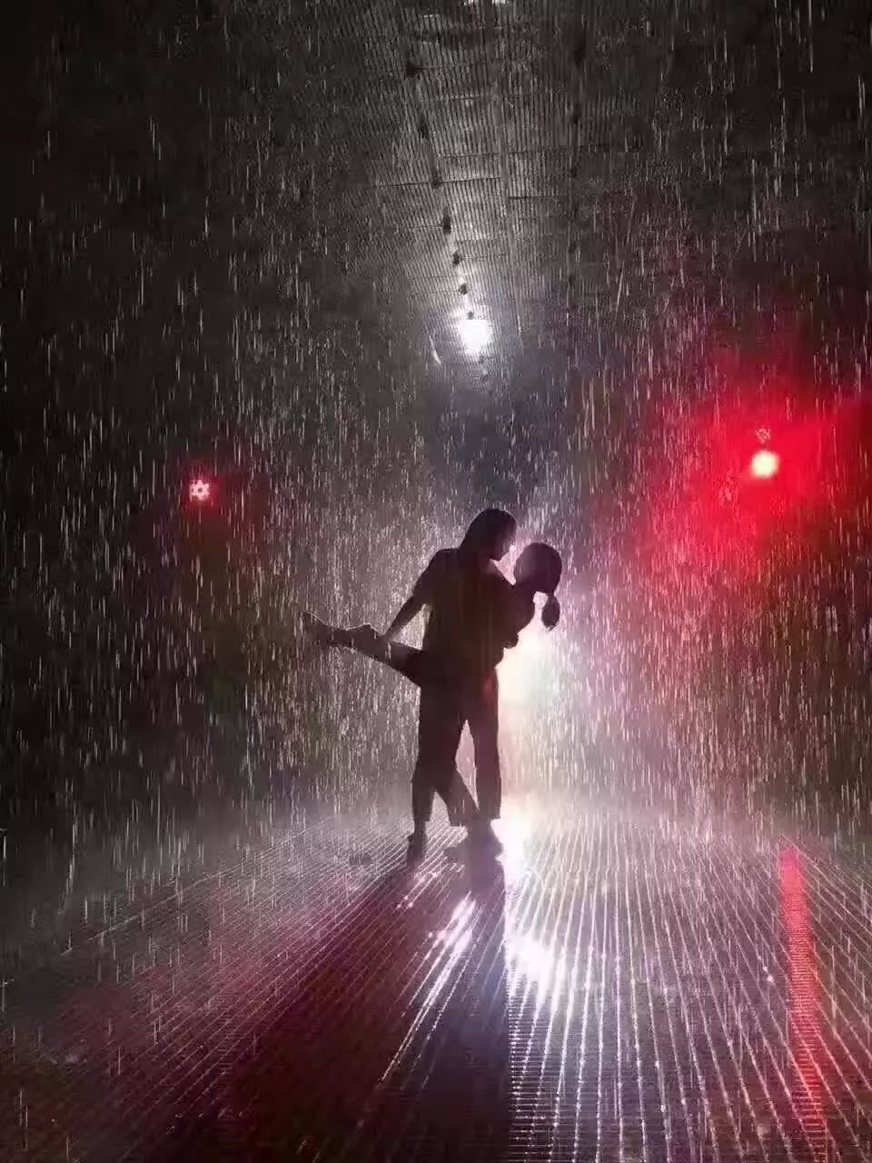 浪漫雨屋租赁 浪漫雨屋租赁公司 人气活动道具浪漫雨屋租赁图片