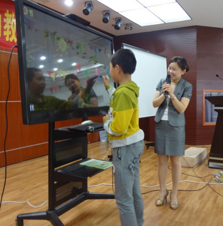 供應觸派 70寸幼兒園觸摸一體機  多點觸摸電腦一體機 *品牌