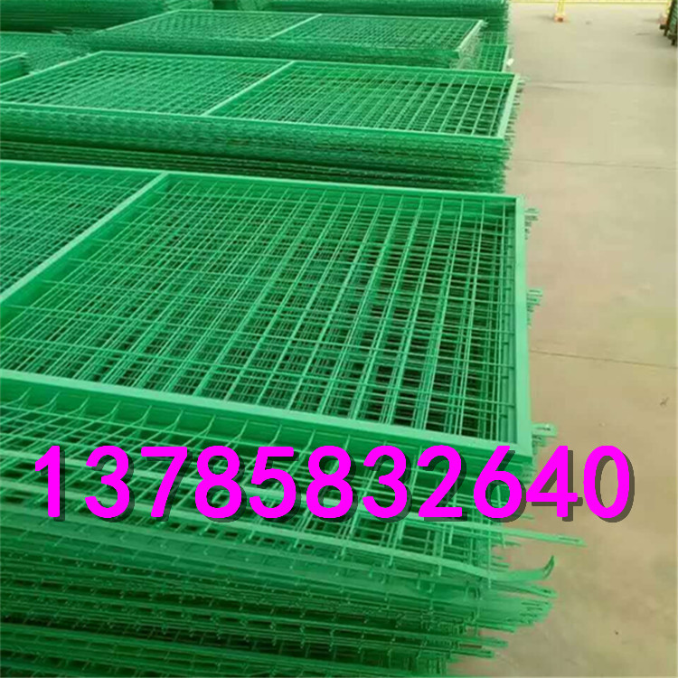 公園小區(qū)護(hù)欄網(wǎng)圖片