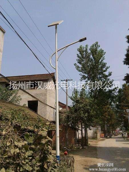 阜陽6米20W太陽能路燈圖片