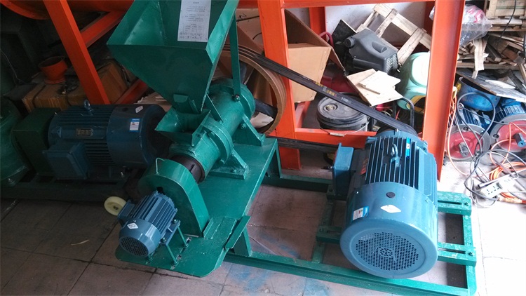 廣州市哪里有飼料膨化機(jī)圖片