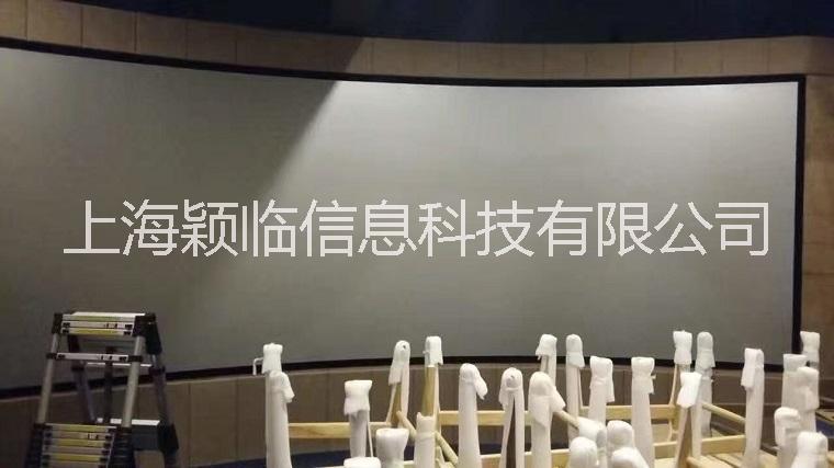 金屬硬幕超大屏幕一整張無接縫影院幕無錫 弧形金屬硬幕畫框幕工程幕環(huán)幕
