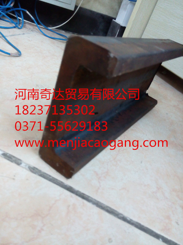 鄭州C型叉車門架槽鋼圖片