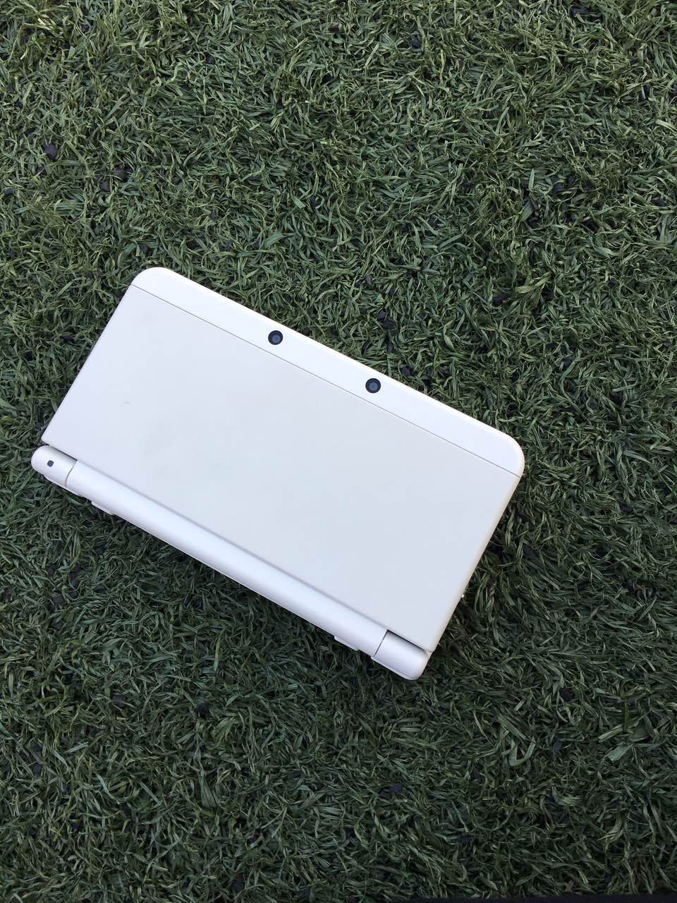 new 3ds 游戏机图片