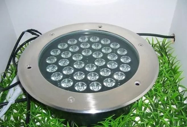 地埋燈，埋地燈，大功率埋地燈， 大功率地埋燈，照樹照墻照天花板等