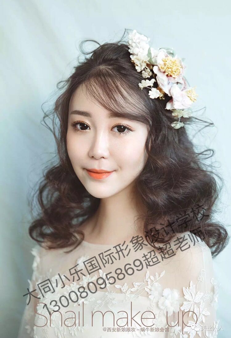 學(xué)化妝要學(xué)習(xí)多久圖片/學(xué)化妝要學(xué)習(xí)多久樣板圖 (3)