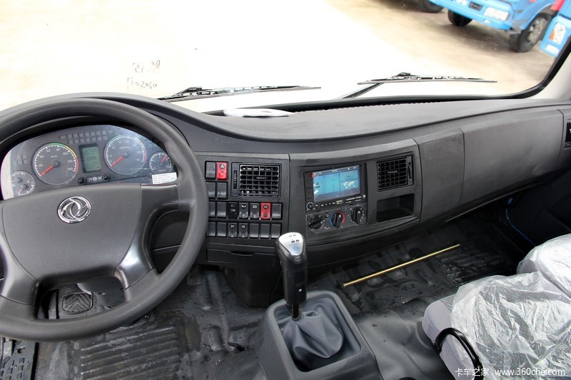 東風(fēng)多利卡D9駕駛室總成圖片/東風(fēng)多利卡D9駕駛室總成樣板圖 (4)