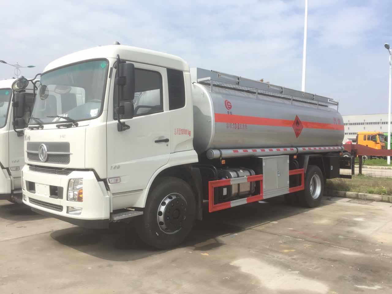 東風(fēng)天錦油罐車(chē)圖片/東風(fēng)天錦油罐車(chē)樣板圖 (2)
