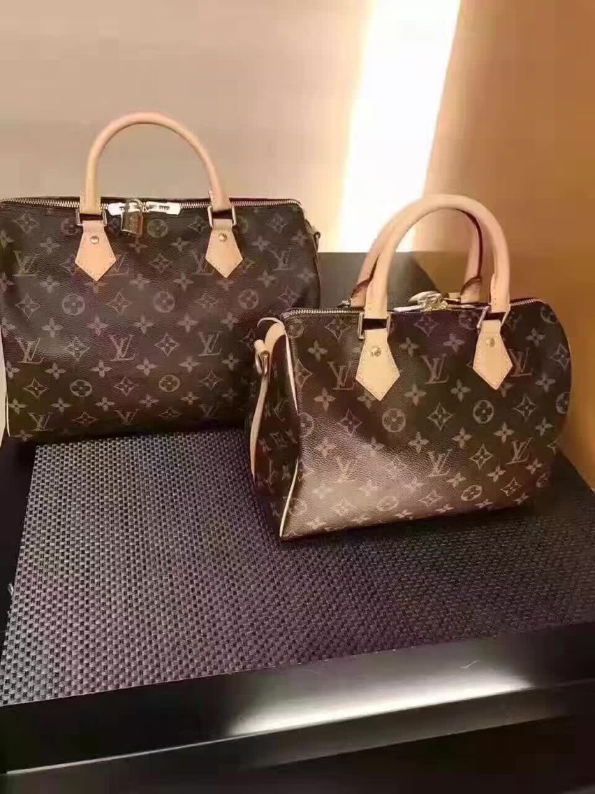 廣州除了白云皮具城一樓二樓的檔口，哪里還有*的LV 手提包