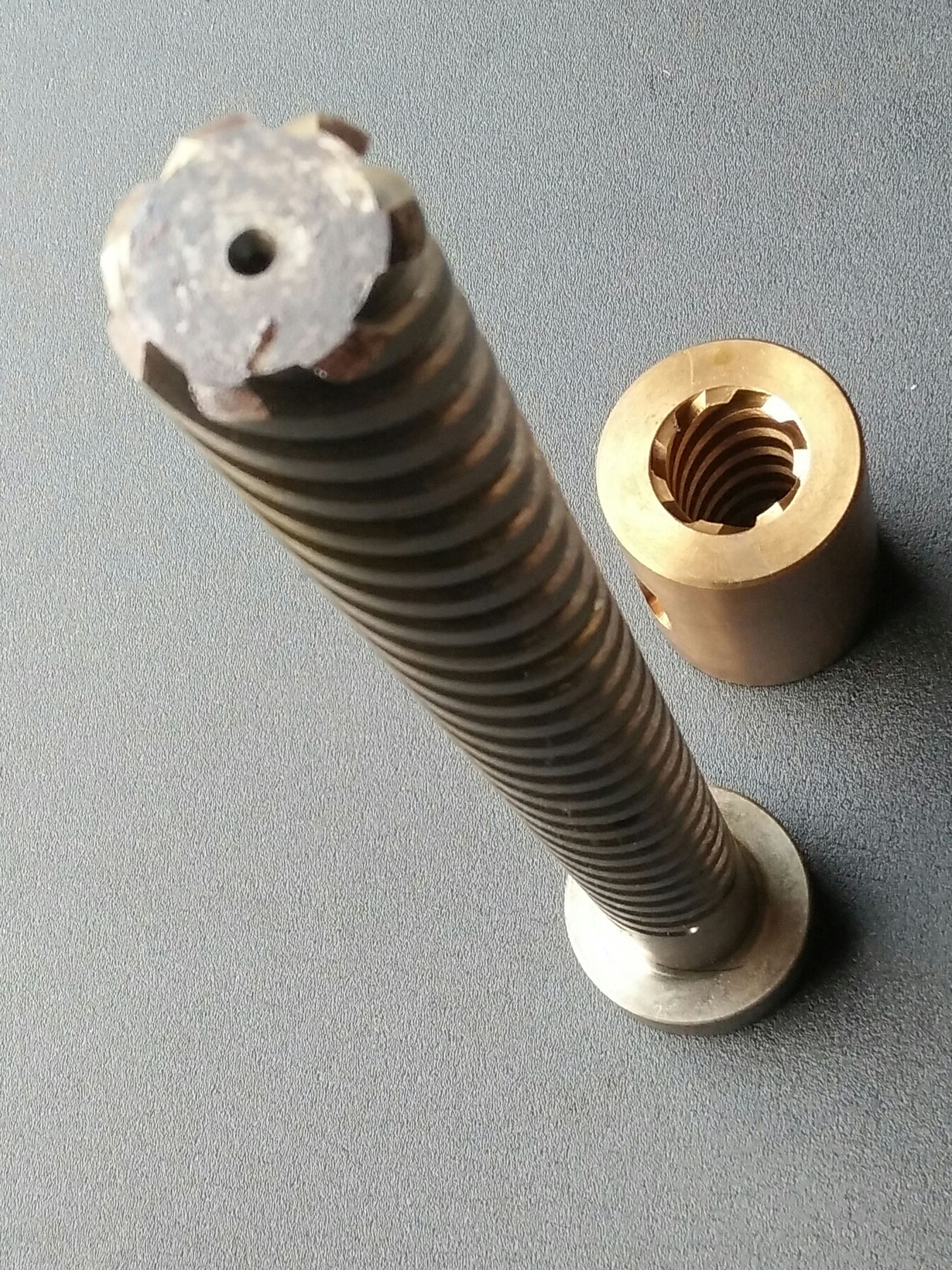 螺紋模具退牙器首福選來(lái)牌來(lái)復(fù)螺桿圖片/螺紋模具退牙器首福選來(lái)牌來(lái)復(fù)螺桿樣板圖 (2)