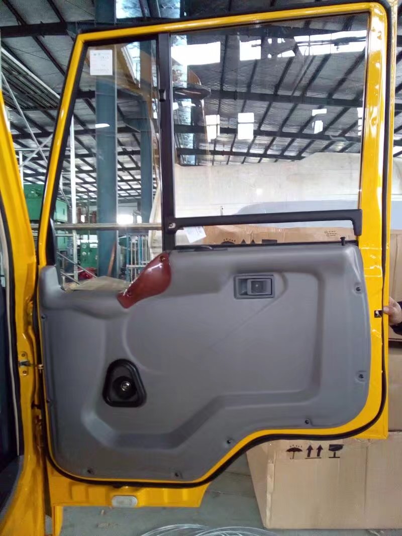 紅巖金剛車(chē)門(mén)總成隨州欣興紅巖金剛車(chē)門(mén)紅巖金剛車(chē)門(mén)總成及配件紅巖金剛車(chē)門(mén)價(jià)格