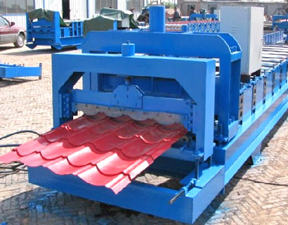 828琉璃瓦成型機(jī)圖片