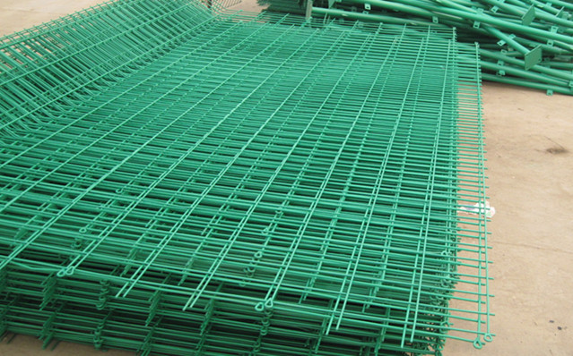 立柱護欄網圖片/立柱護欄網樣板圖 (1)