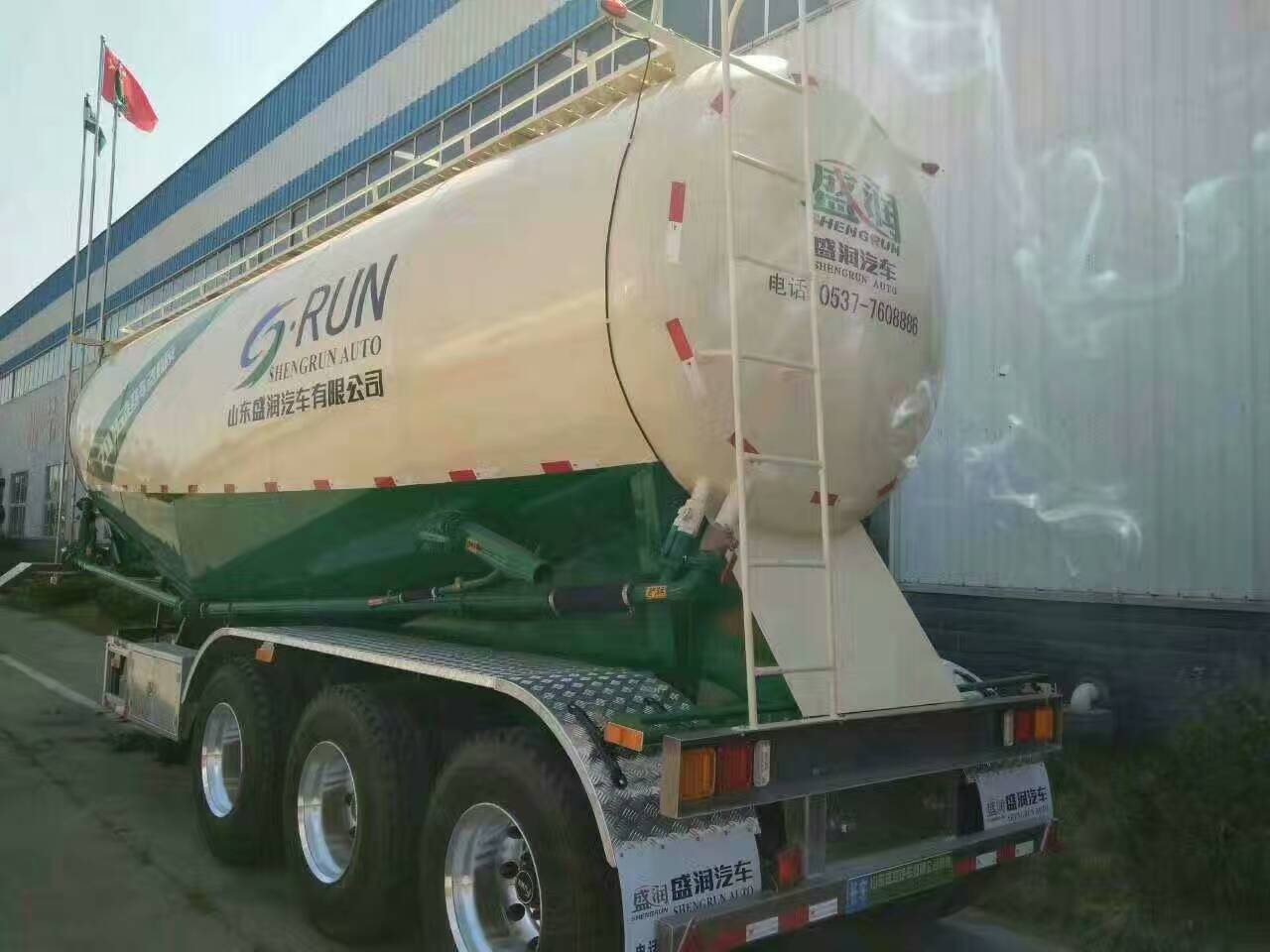 油罐半掛車(chē)圖片/油罐半掛車(chē)樣板圖 (3)