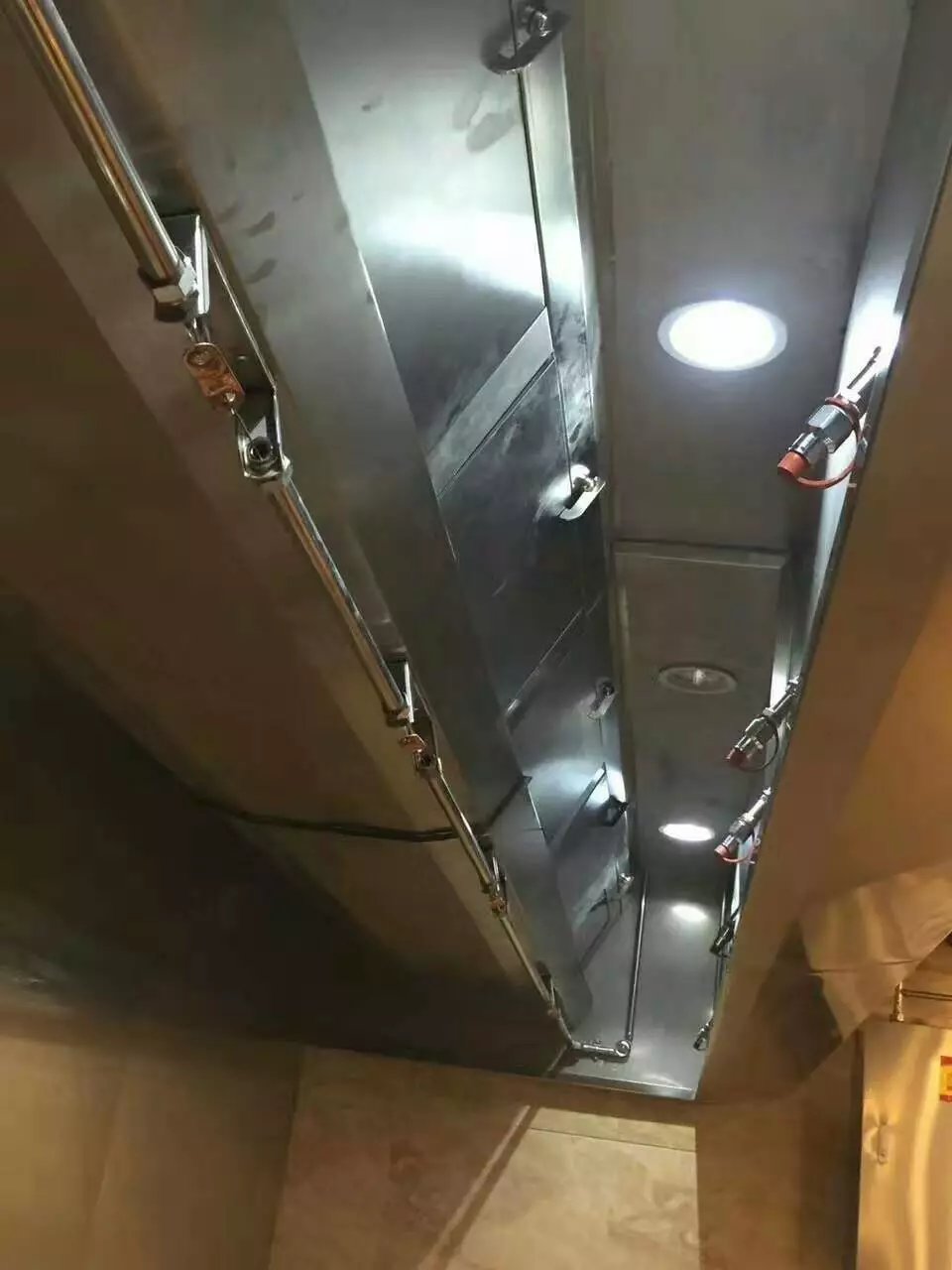 廚房灶臺自動滅火設(shè)備廠家直銷圖片/廚房灶臺自動滅火設(shè)備廠家直銷樣板圖 (4)