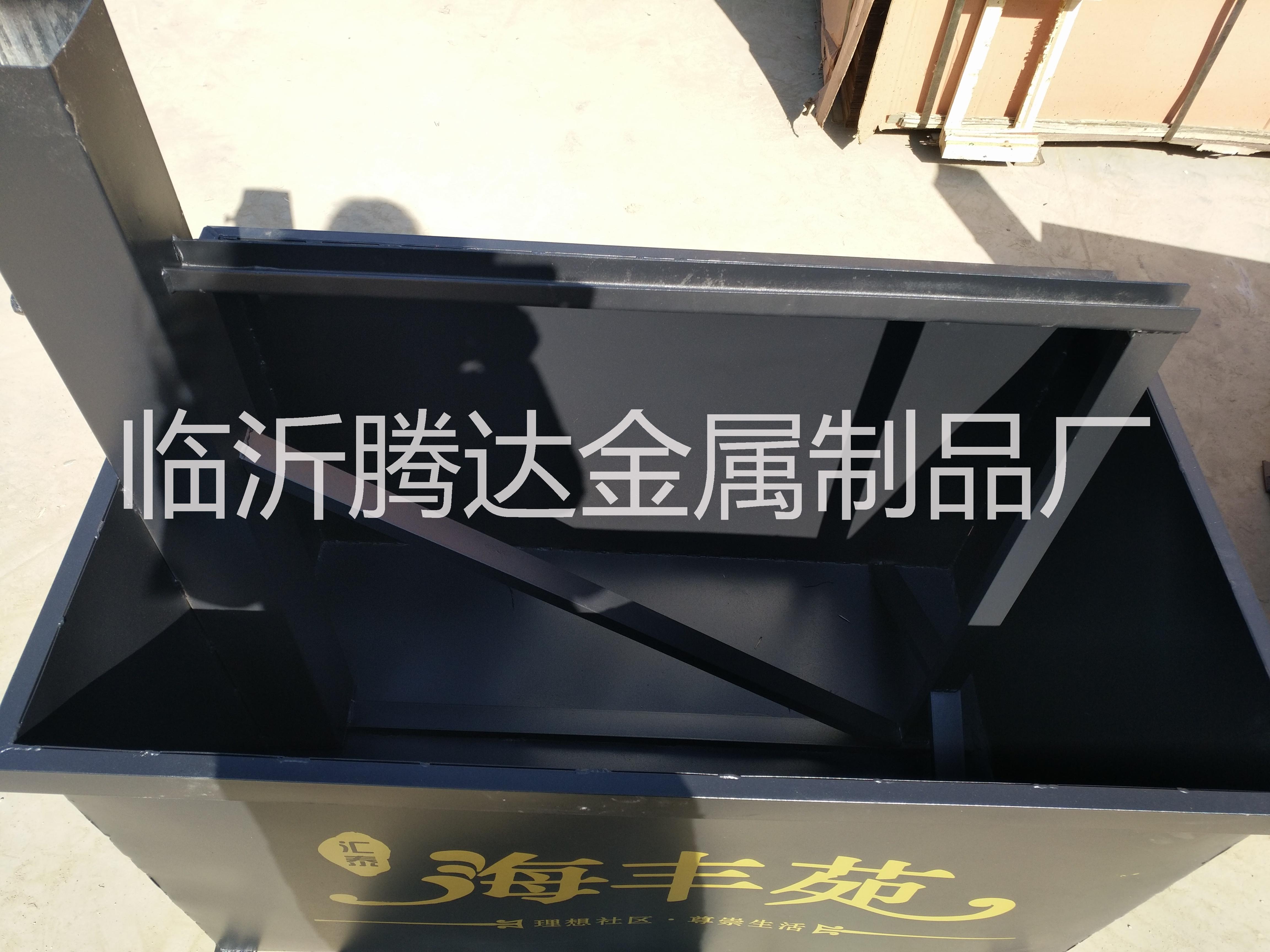 道旗生产厂家、道旗报价、道旗设计、道旗定制、铁质道旗、注沙道旗、罗马道旗、楼盘道旗、房地产道旗、户外道旗、道旗旗杆、临沂腾达道旗15069996113