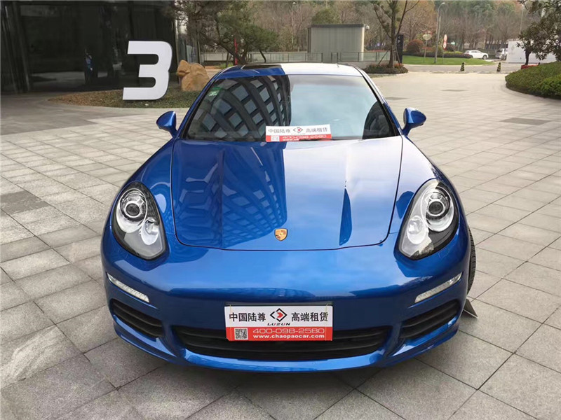 保時捷帕拉梅拉自駕租車圖片