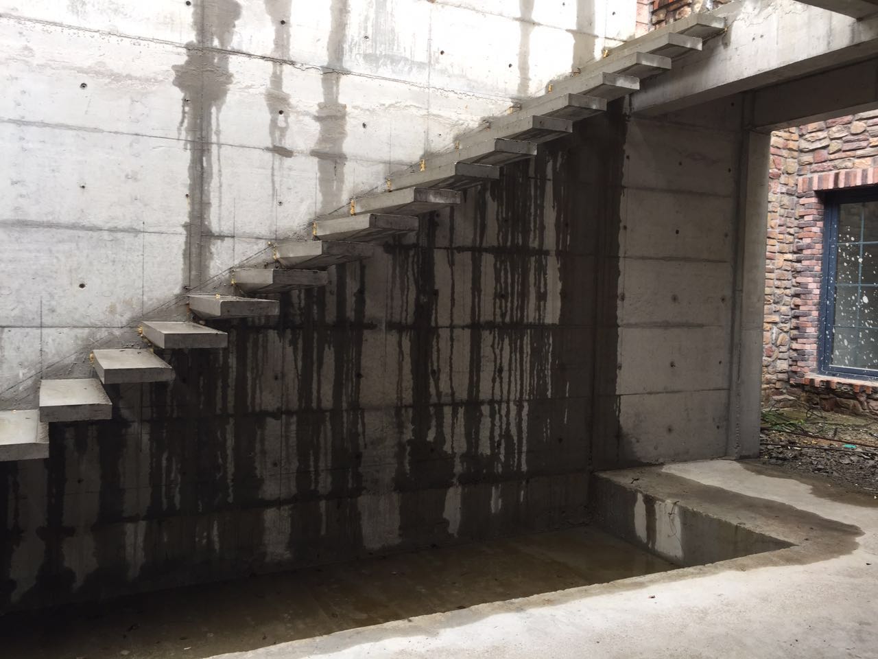 鮑氏改造復(fù)式樓倒水泥樓板的優(yōu)勢