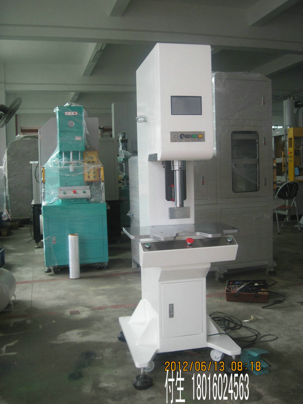 數(shù)控油壓機(jī)圖片/數(shù)控油壓機(jī)樣板圖 (4)