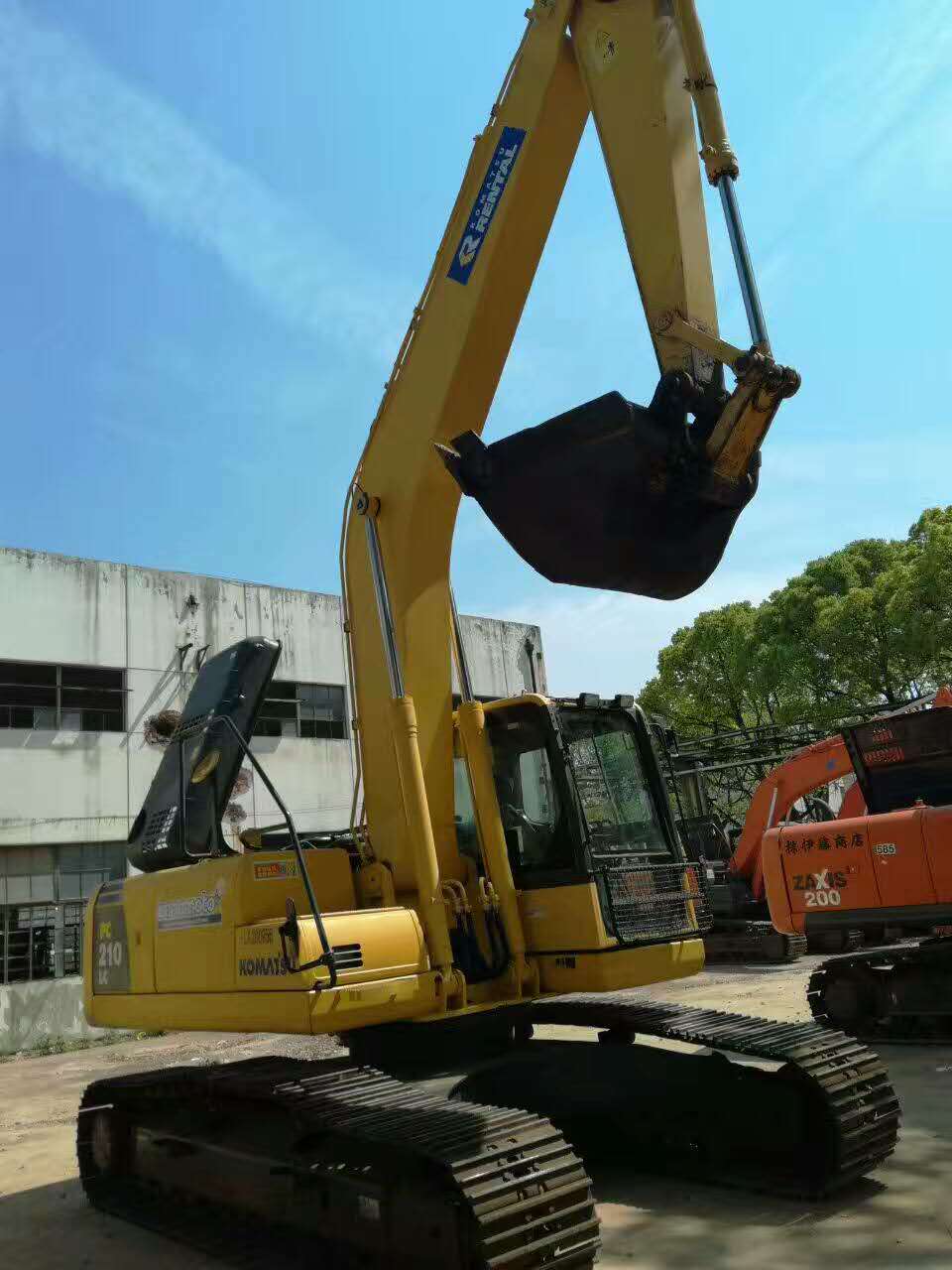 二手小松210-8挖掘機-上海金誠