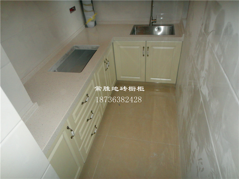 隔壁王阿姨家做的瓷磚櫥柜,實在太結實耐用了!