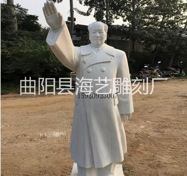 現(xiàn)代人物石雕圖片