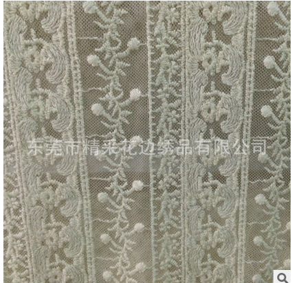 滿(mǎn)幅刺繡花邊圖片