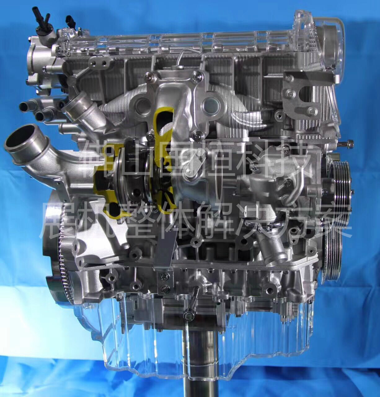 汽車發(fā)動(dòng)機(jī)展機(jī)